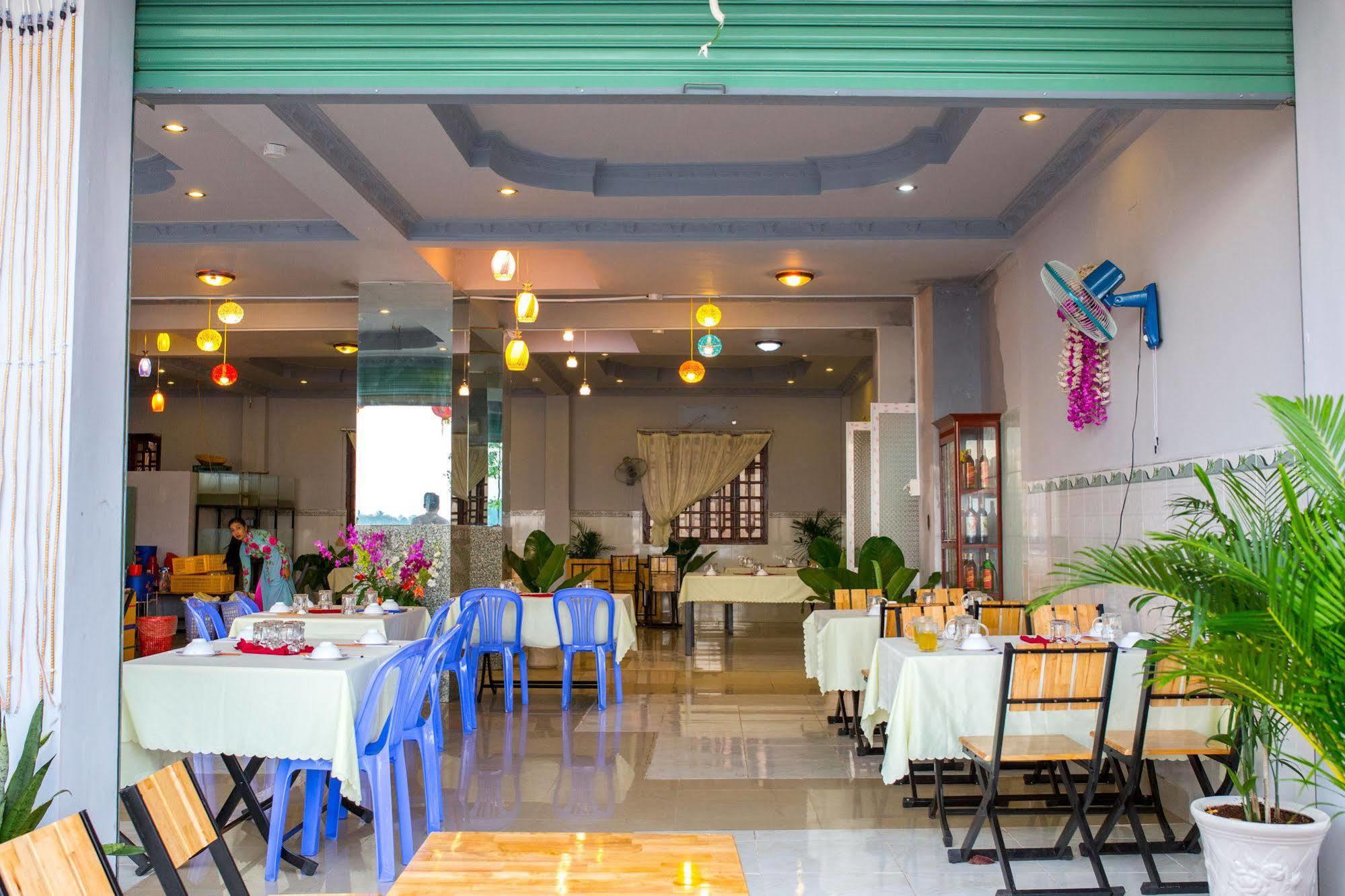 Rang Dong Hotel Mỹ Tho Exterior foto