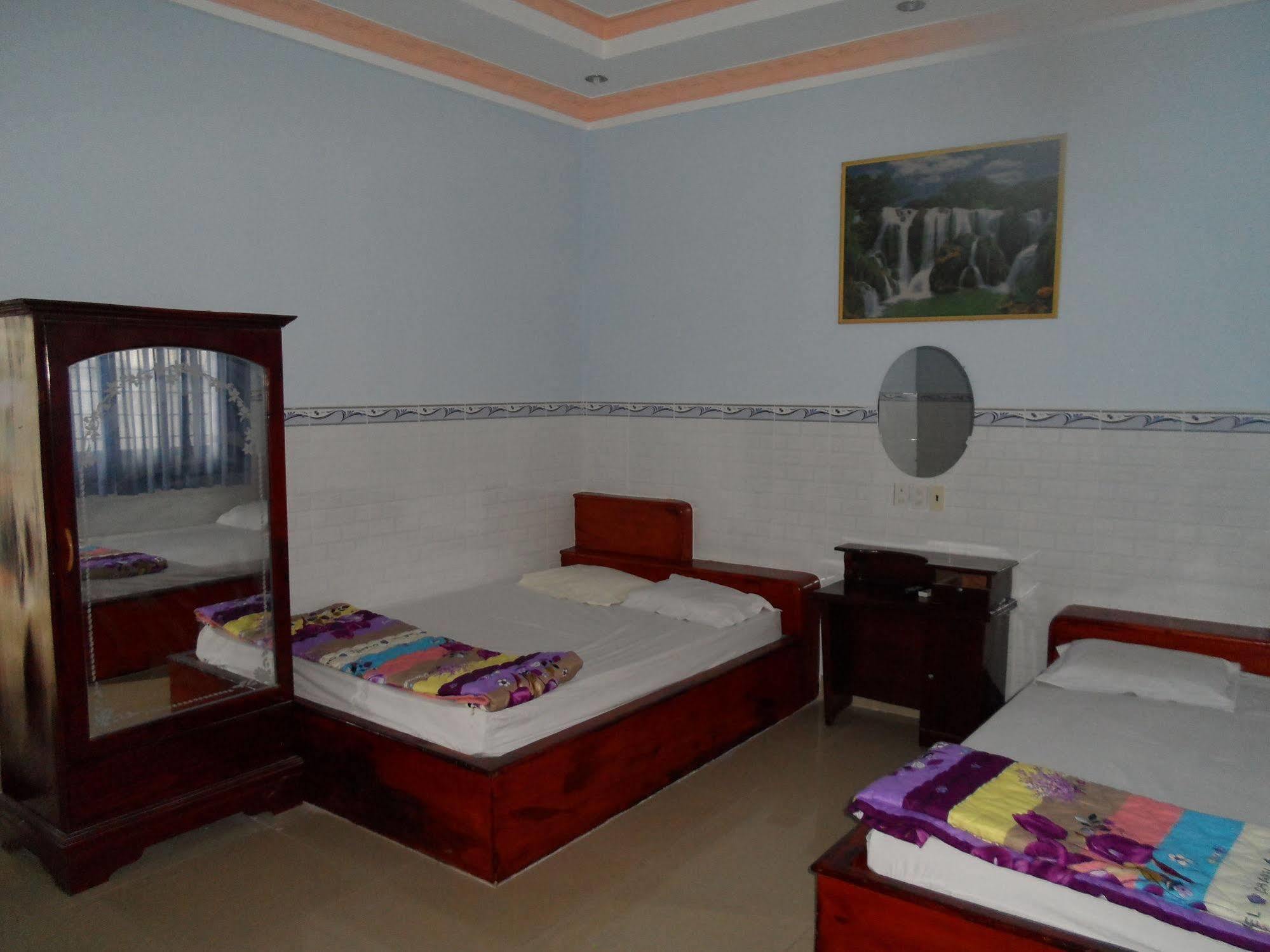 Rang Dong Hotel Mỹ Tho Exterior foto