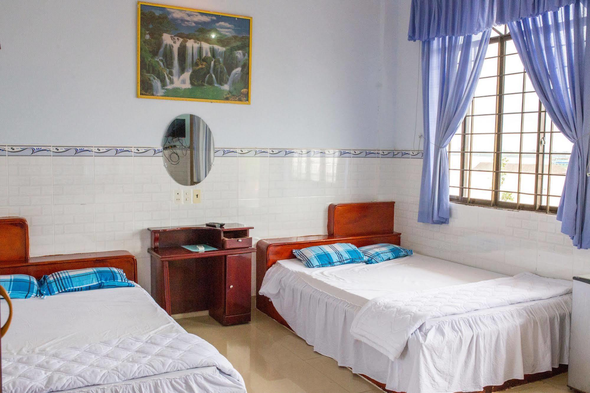 Rang Dong Hotel Mỹ Tho Exterior foto