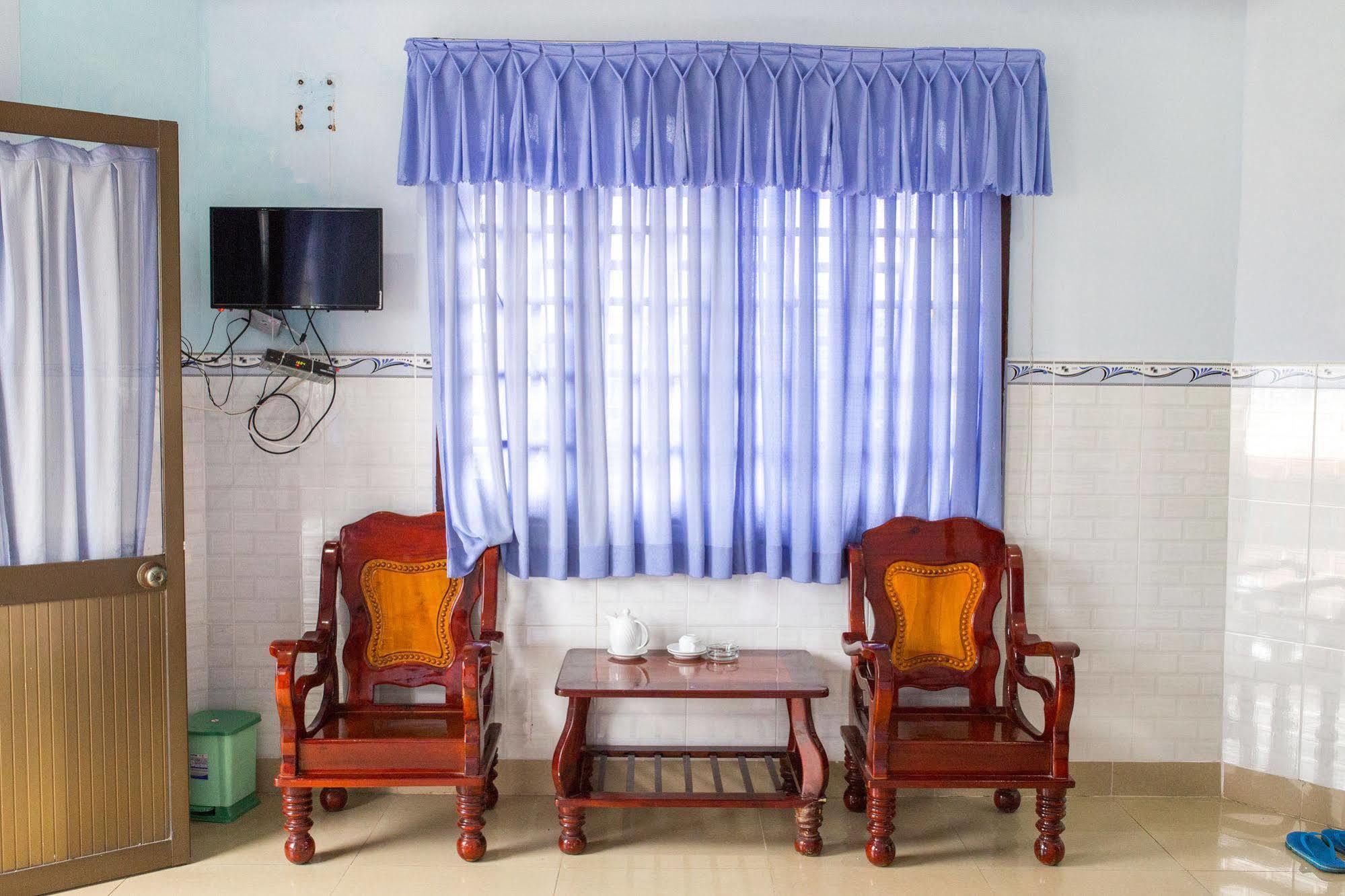Rang Dong Hotel Mỹ Tho Exterior foto