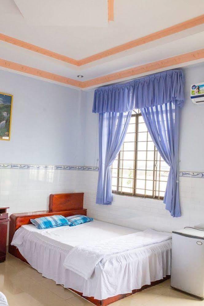 Rang Dong Hotel Mỹ Tho Exterior foto