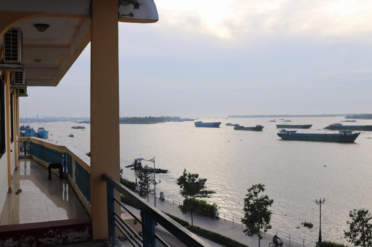 Rang Dong Hotel Mỹ Tho Exterior foto